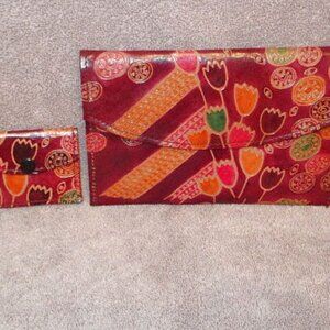 2 PIECE Tooled LEATHER Clutch WALLET & COIN PURSE Hand Painted TULIPS Vtg 70s